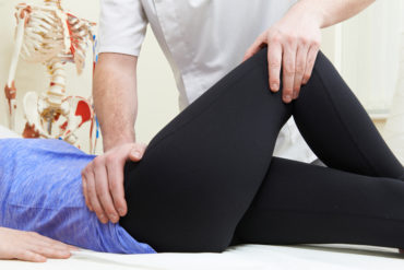 hips causing knee pain